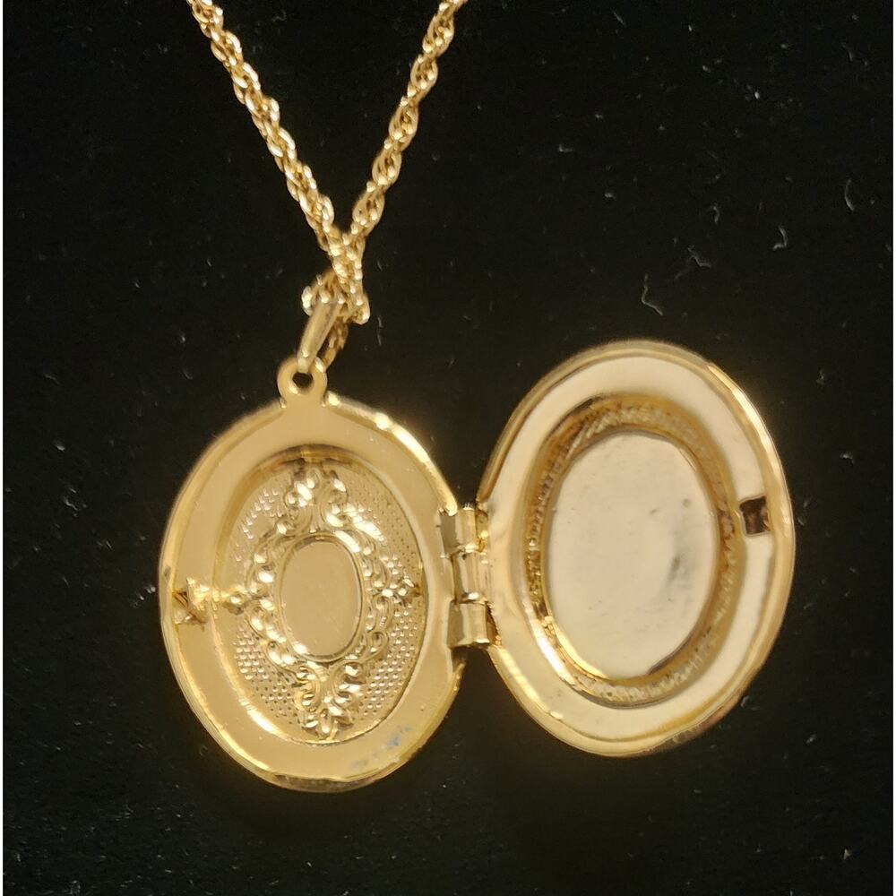 Vtg Park Lane Memories Gold Tone Pearl Locket Bracelet & Pierced Earring Set NEW - Picture 7 of 12
